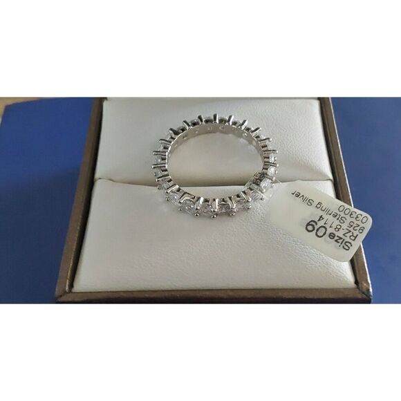 2.5 Ct. Round Cut Sim Diamond Wedding/Anniversary Band Ring Sz 8~925 SS - Picture 3 of 4